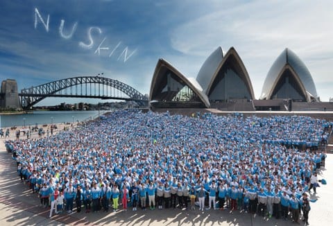 如新四千人会奖团在悉尼歌剧院前合影S