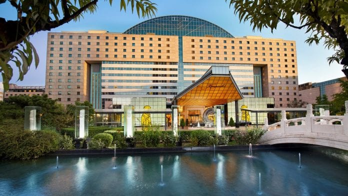 exterior-entrance-daytime-饭店正门入口-白天