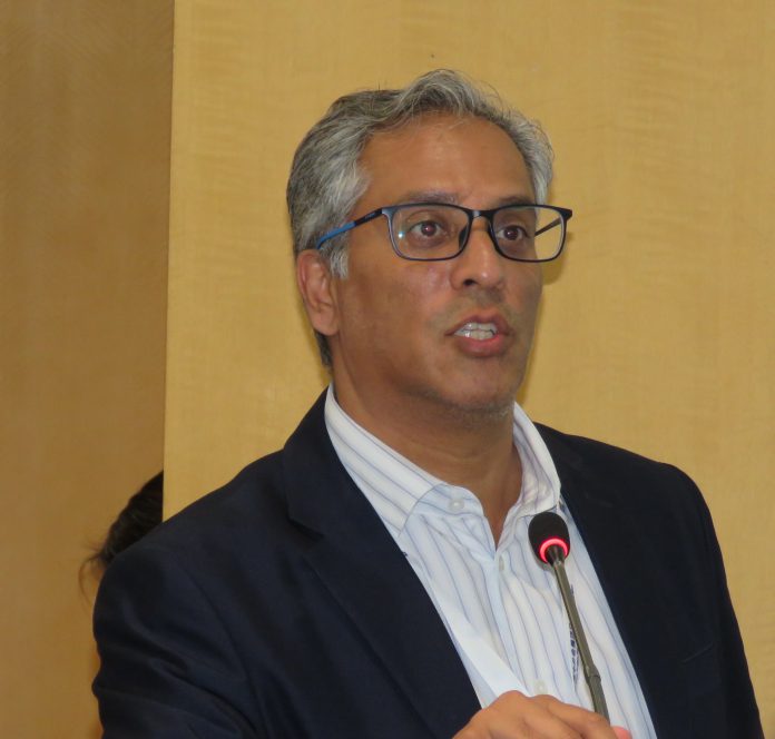 潭洲国际会展中心总经乔伊·帕泽-拷貝